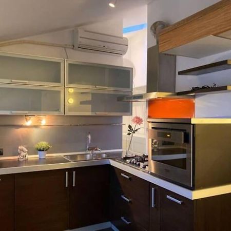 Sky-View Apartmentin Perfect City Center صوفيا المظهر الخارجي الصورة